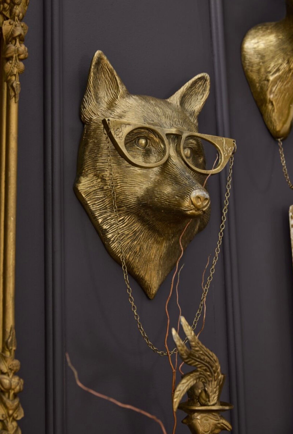 E + E Wall Mount, Eloise the Fox