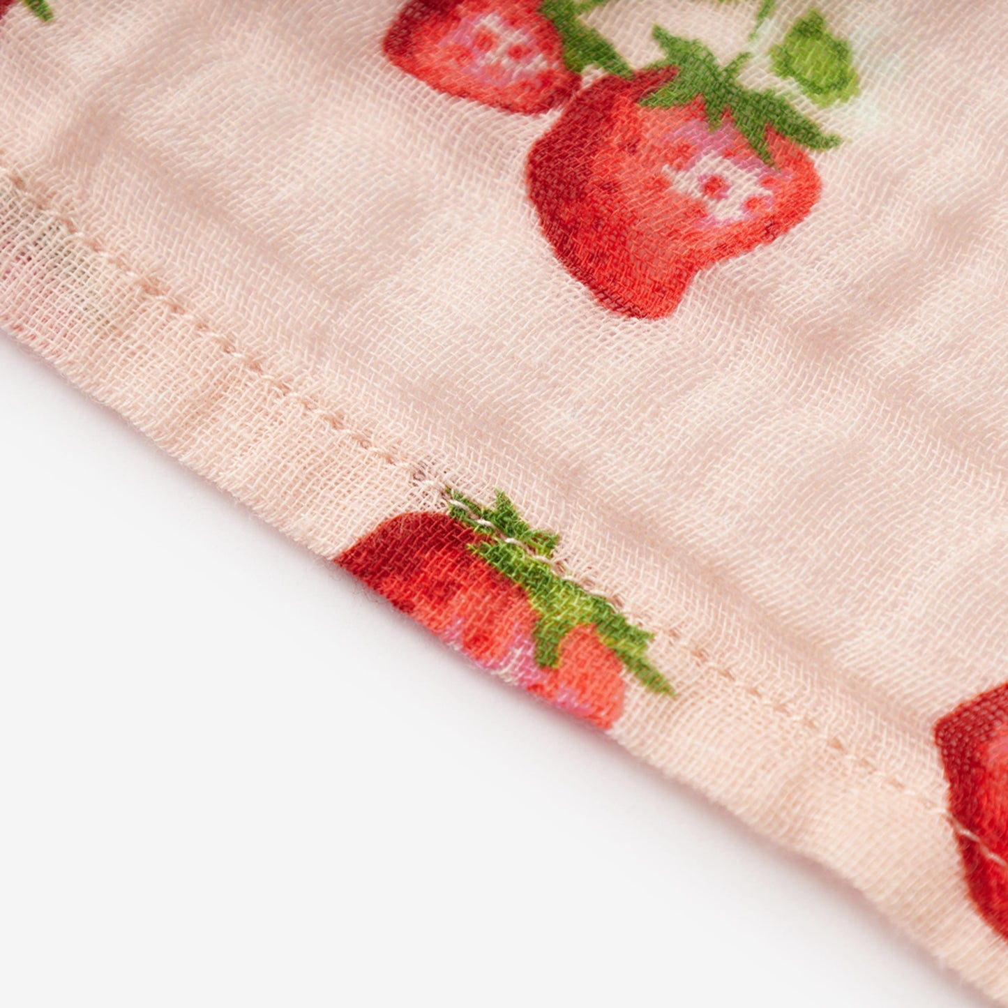 Milkbarn Organic Cotton Swaddle Strawberry