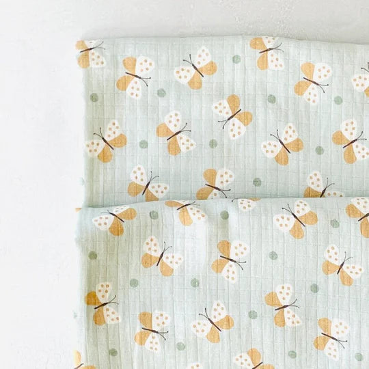 Butterfly Organic Muslin Swaddle: Apple Mint