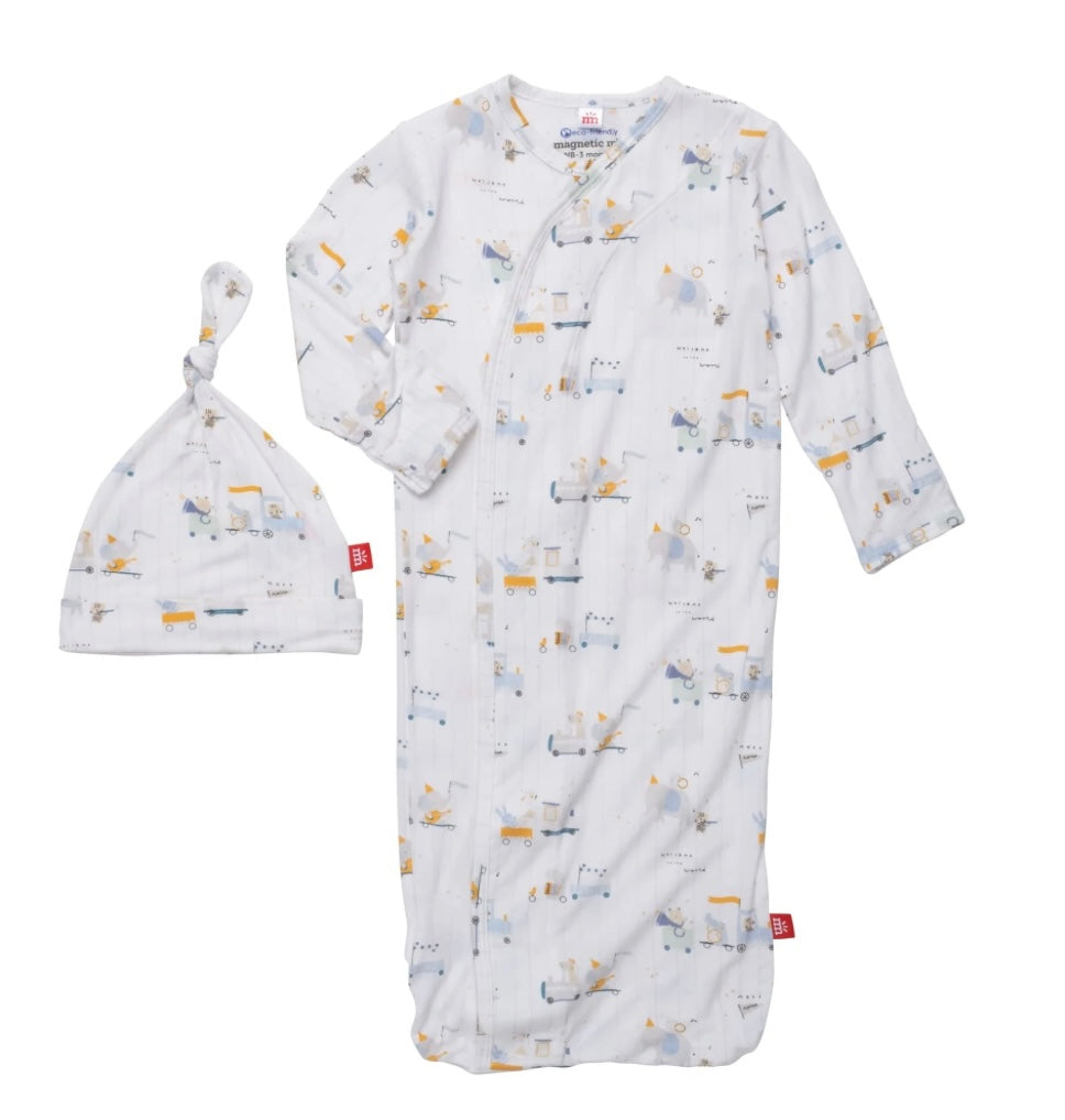 Welcome Wagon Gown & Hat Set