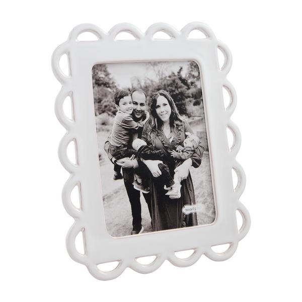 Ceramic Scallop Frame 5x7, White
