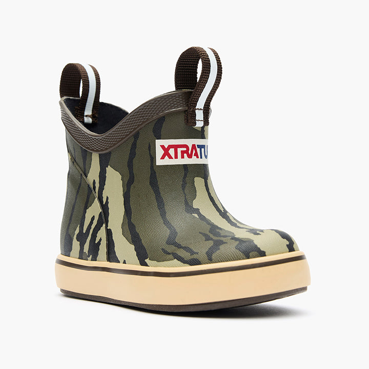 XTRATUF Kid’s Mossy Oak Bottomland Ankle Deck Boot