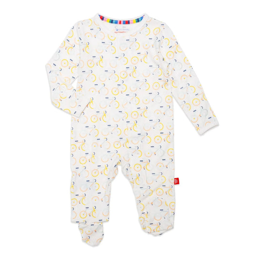 Life Cycle Magnetic Footie
