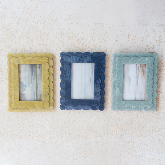 Scalloped Resin Photo Frame, 3 Colors