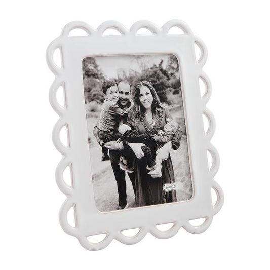 Ceramic Scallop Frame 4X6, White